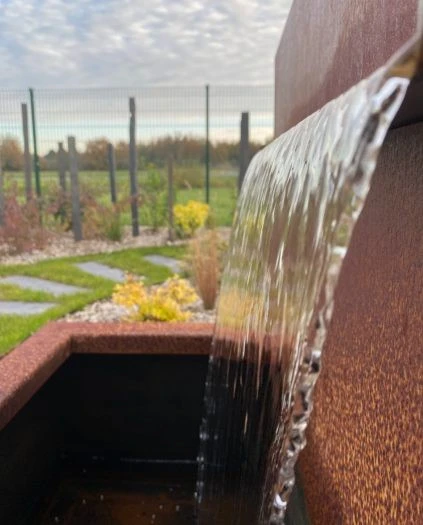 Decorative Sculpture Corten Steel Waterfall