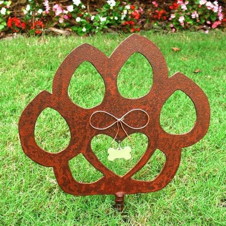 Modern Garden Decor Large Rusted Sculpture