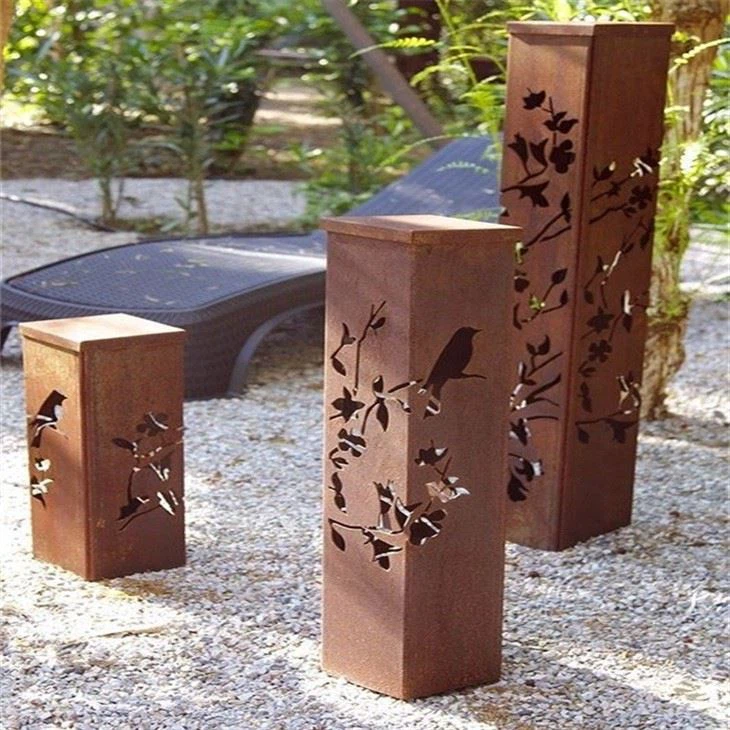 Garden Lamp Post